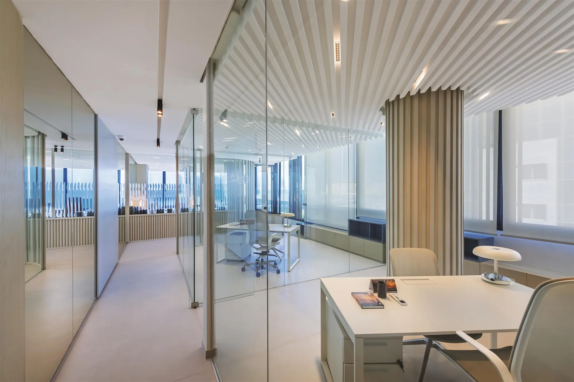 Open space Bureau B2 Casablanca — Atelier Mouna Bennani