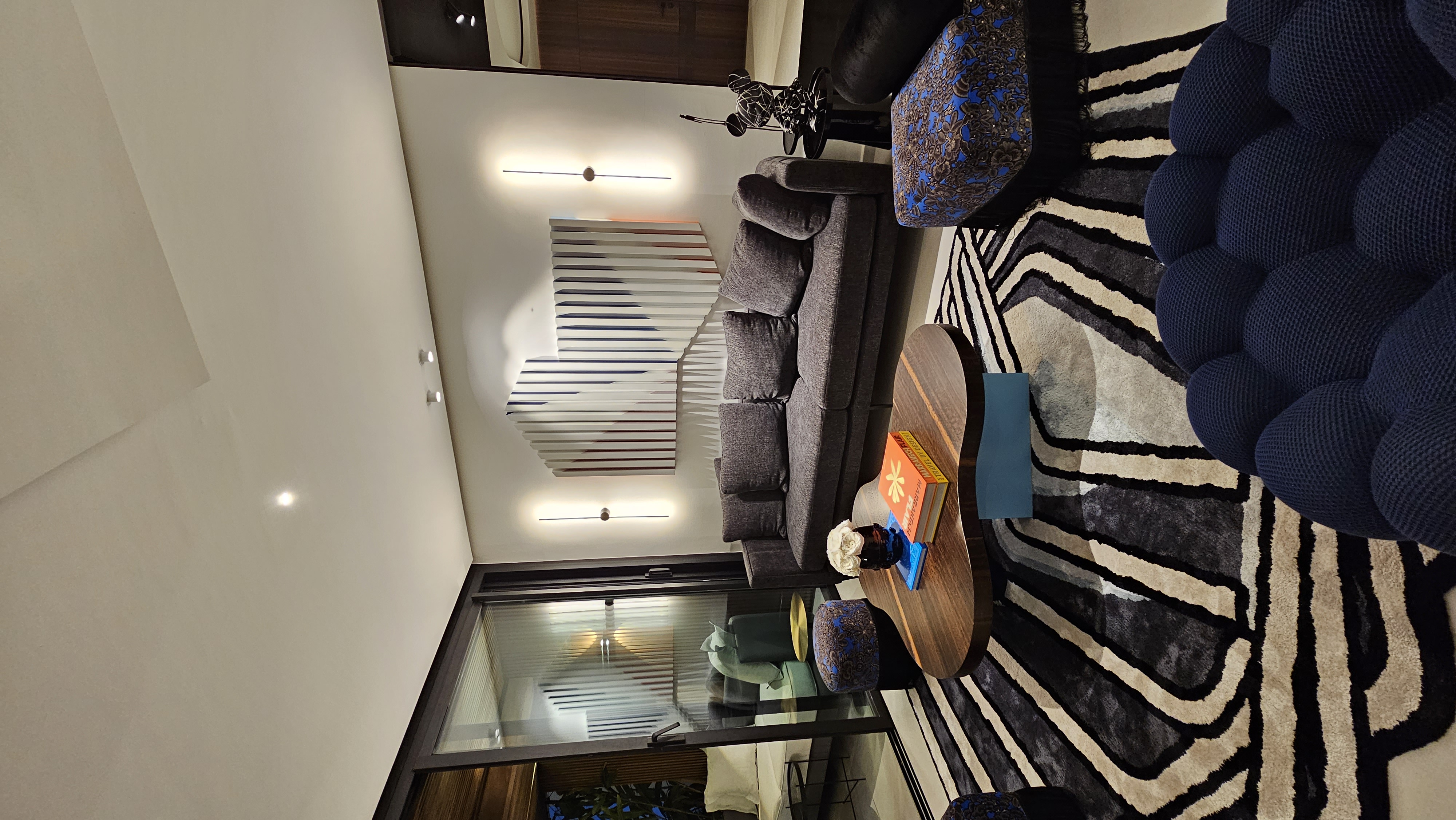 Chambre master design contemporain sur-mesure penthouse Casablanca — Atelier Mouna Bennani