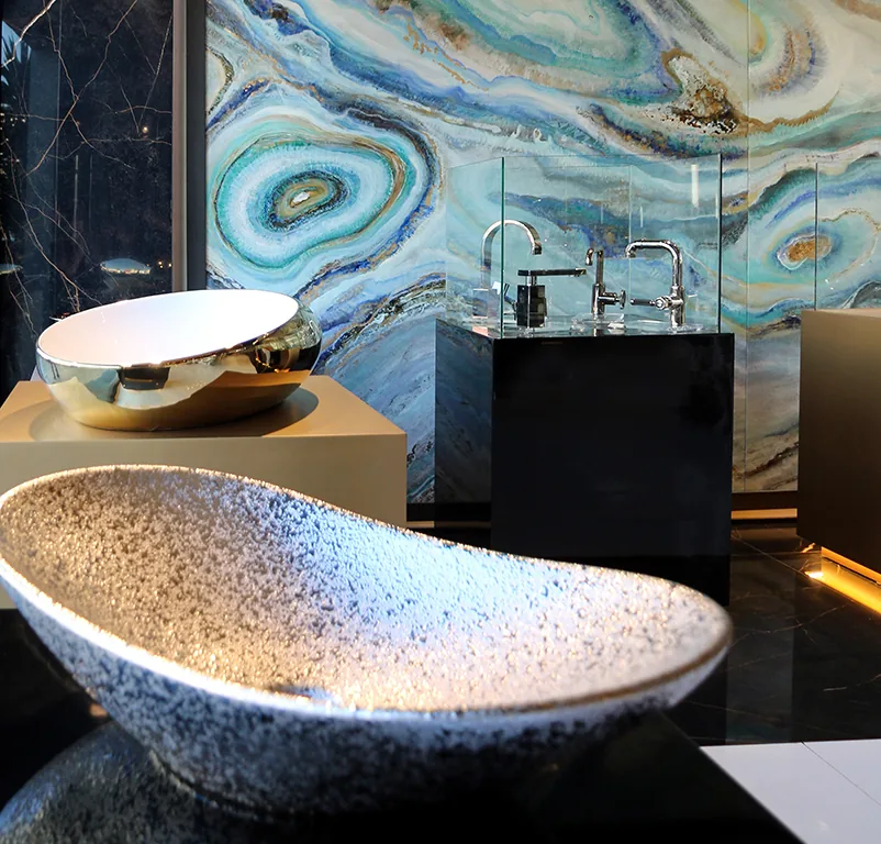 Ambiance luxe Showroom Verrell Design — Atelier Mouna Bennani